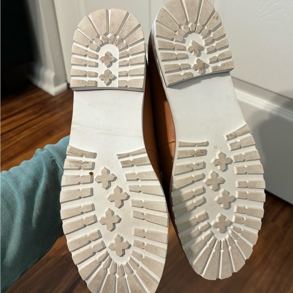 Talbots Women's Tan Loafers Size 8.5 - Picture 8 of 8